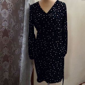 London Times Women's Sz 6 Dress Classic wrap around‎ look polka dot machine wash